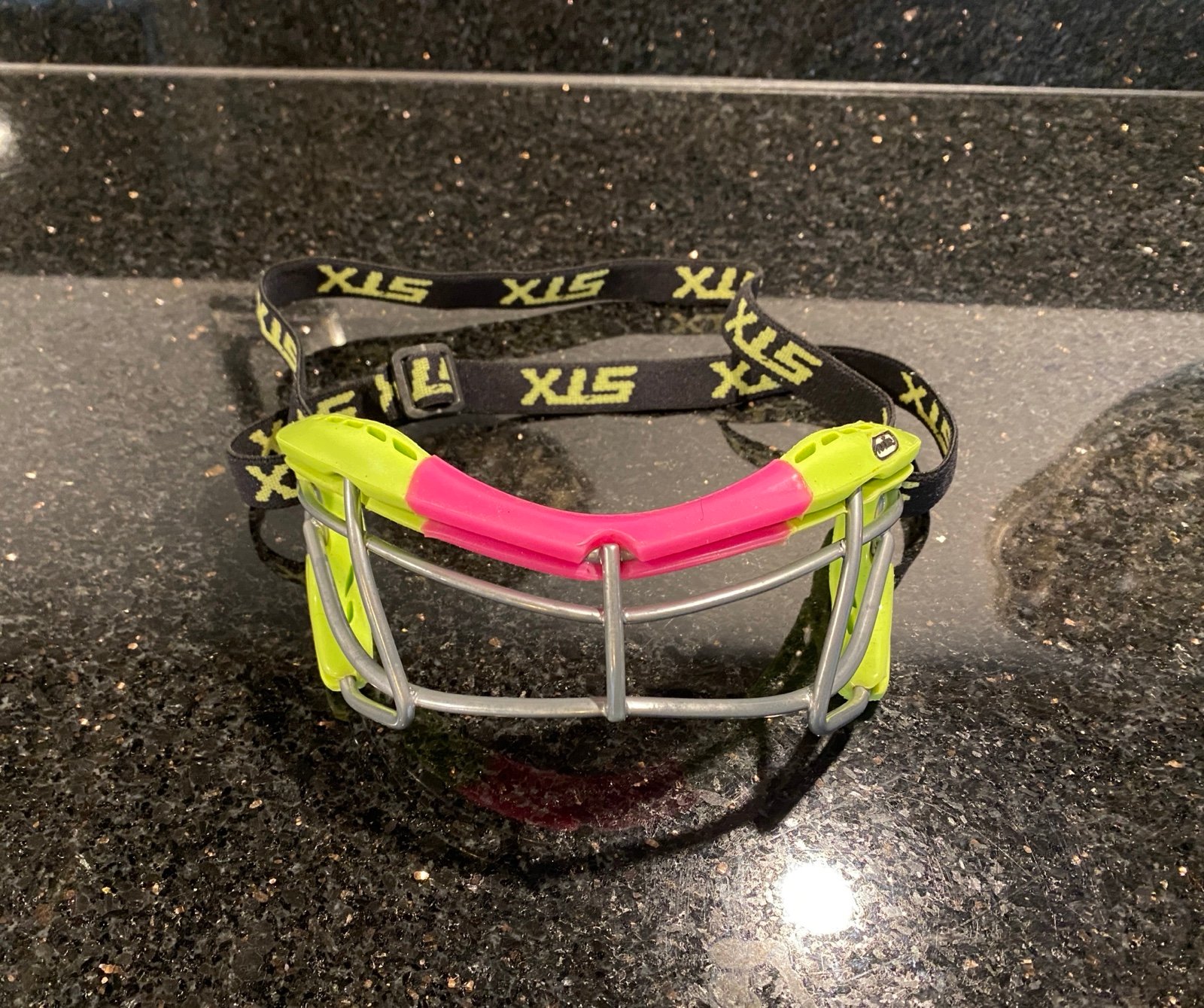 STX Rookie-S Lacrosse Girls Field Hockey Eye Mask Goggle Lime/Pink