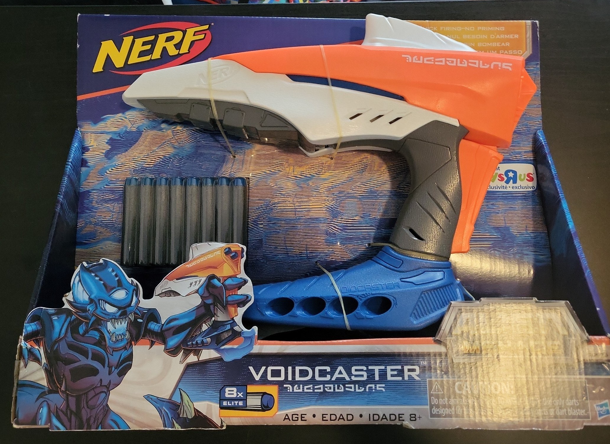 NERF　エイリアンメナス　ヴォイドキャスター Amazon.com: NERF Alien Menace Voidcaster Blaster : Toys & Games