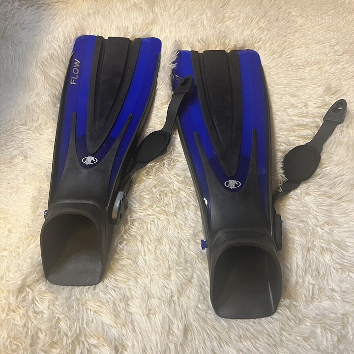 BODY GLOVE Flow Snorkeling Scuba Fins Flippers ML-XL Adjustable Sizes Men's 9-13