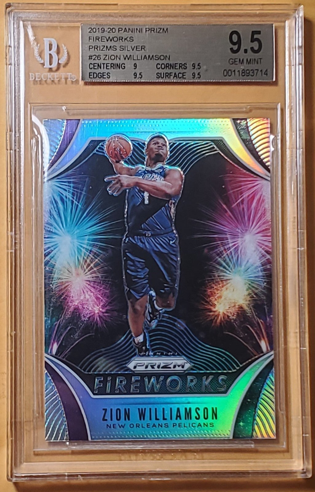 2019-20 Panini Prizm Fireworks Prizms Silver # 26 Zion Williamson 9.5 Beckett