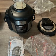 Ninja FD 400 Foodi Deluxe Tendercrisp Pressure Cooker