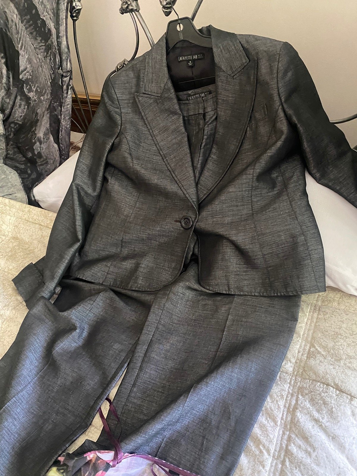 suits