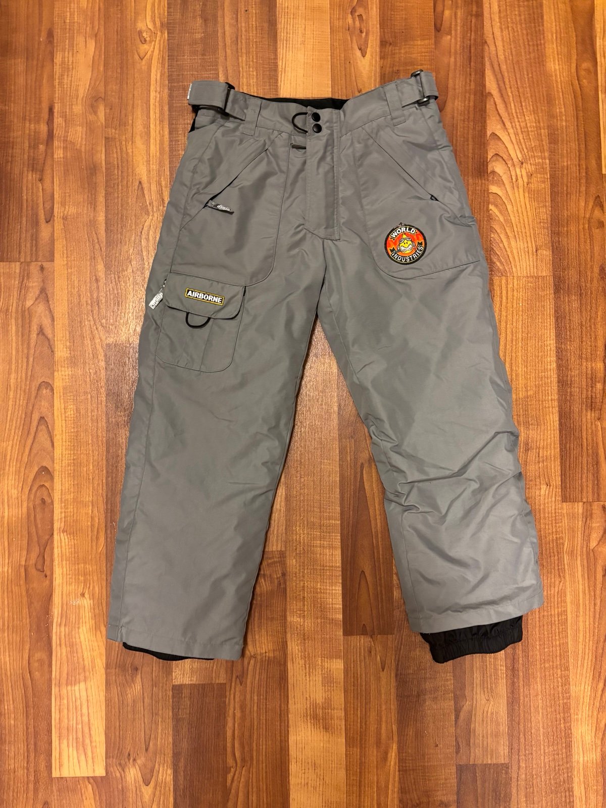 Vintage Y2K World Industries snow pants - detail