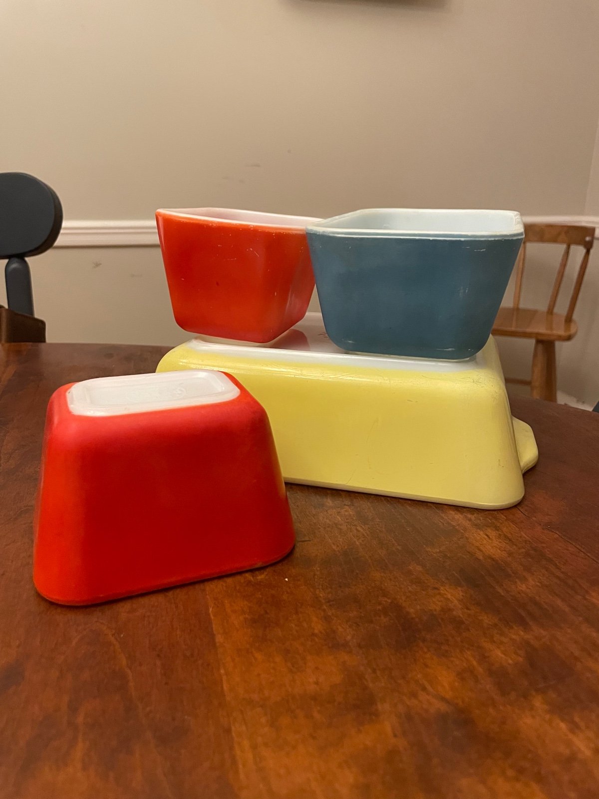 pyrex fridgie primary set