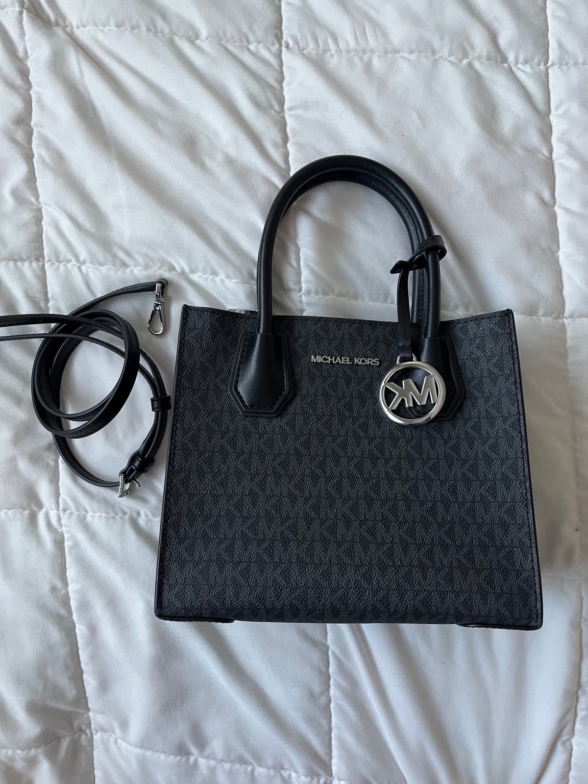 michael kors mercer medium logo and leather accordion crossbody bag