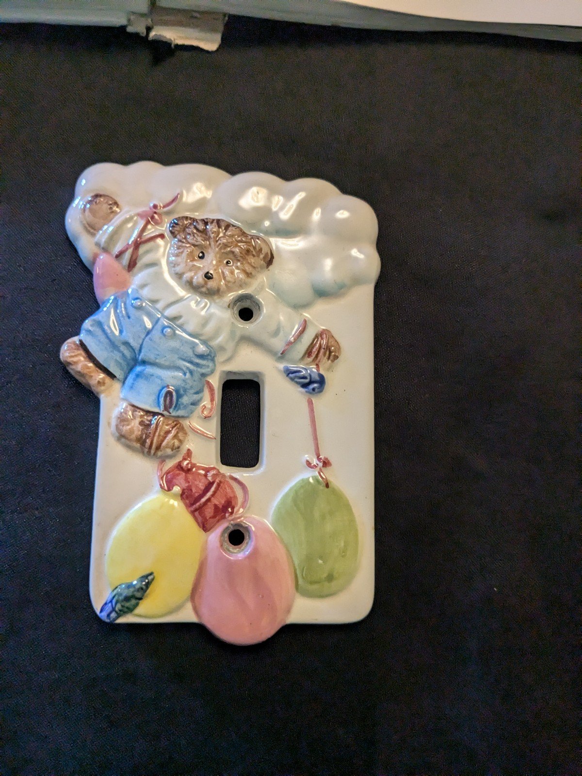 1984 Bialosky Hummelwerk ceramic light switch cover