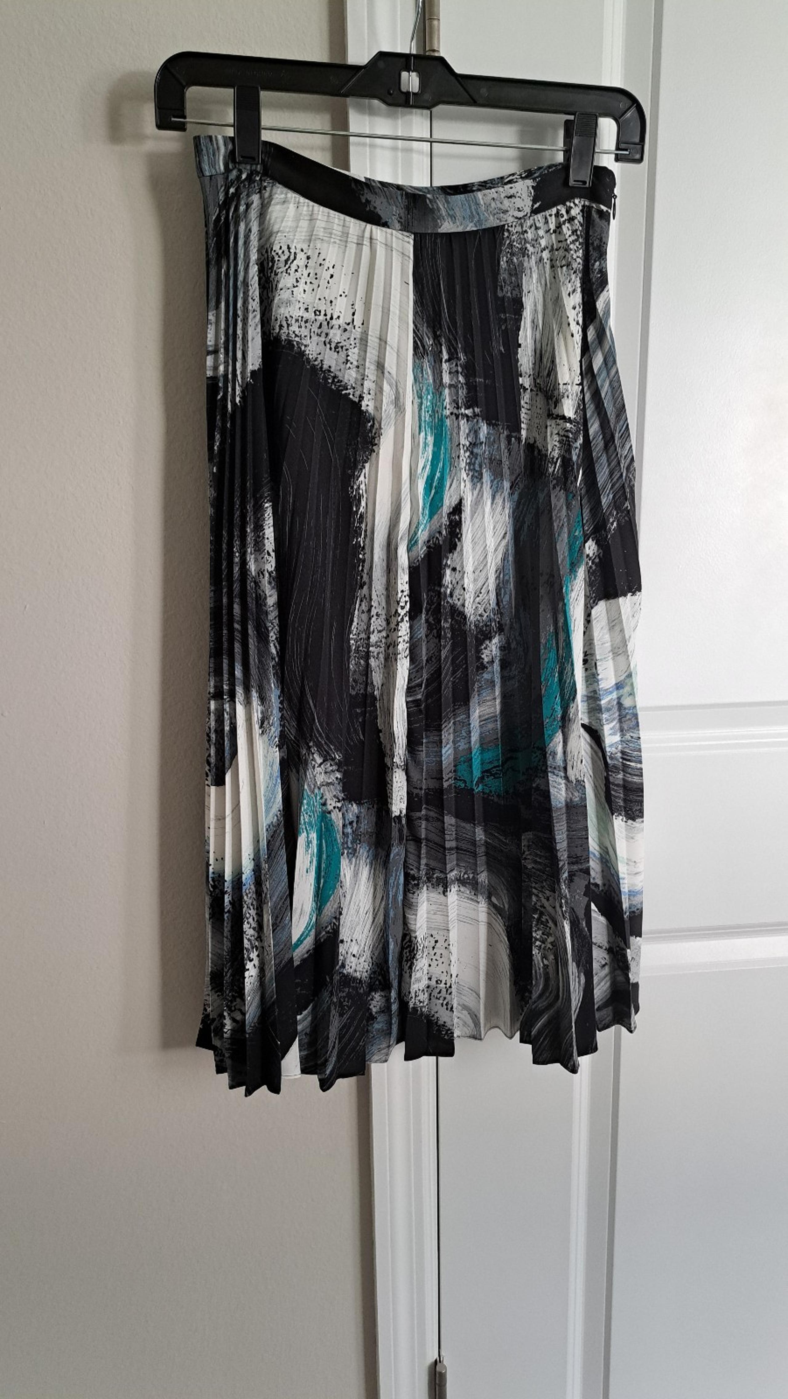 Diane Von Furstenberg skirt