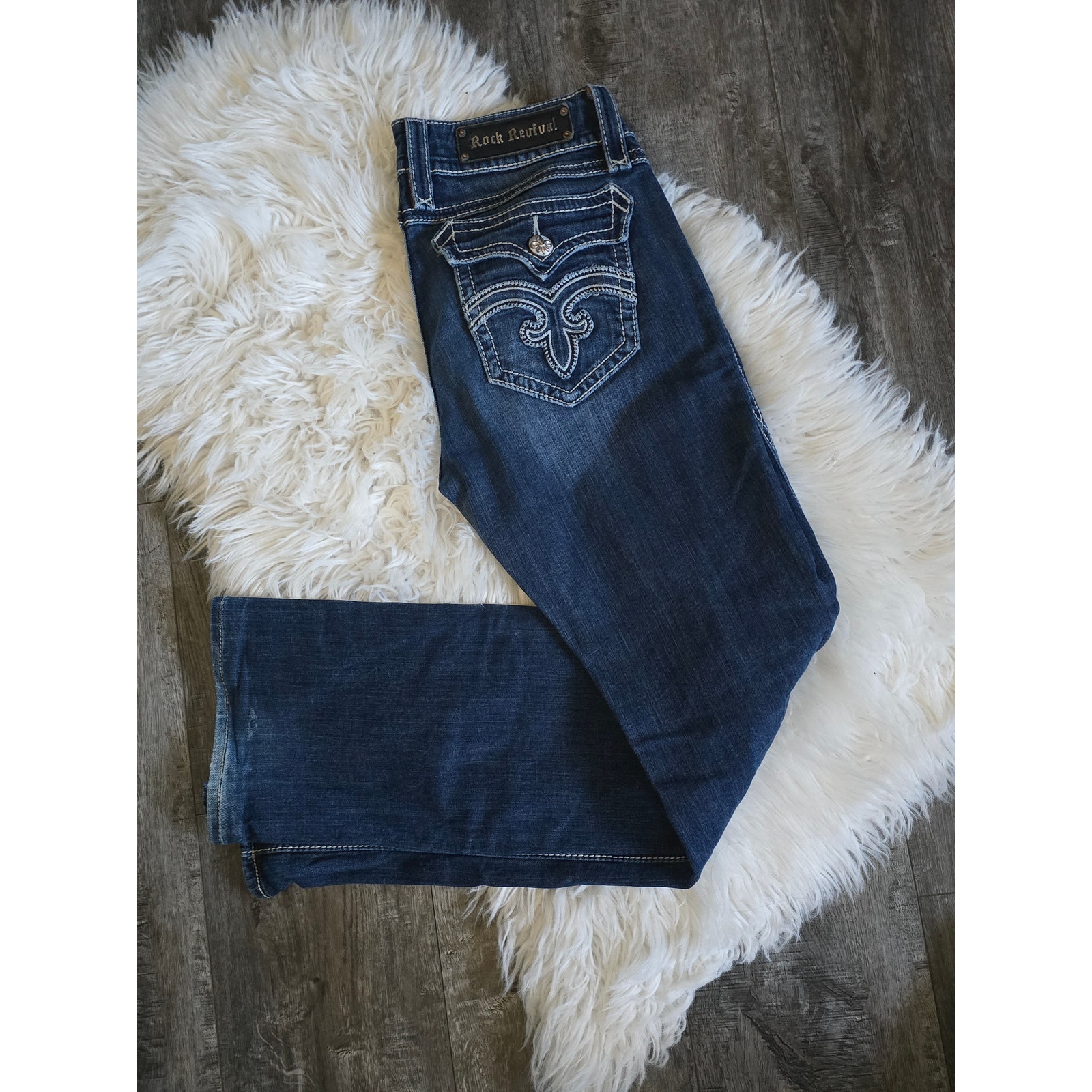 Rock Revival Annie Low-Rise Bootcut Jeans - EUC 30 waist