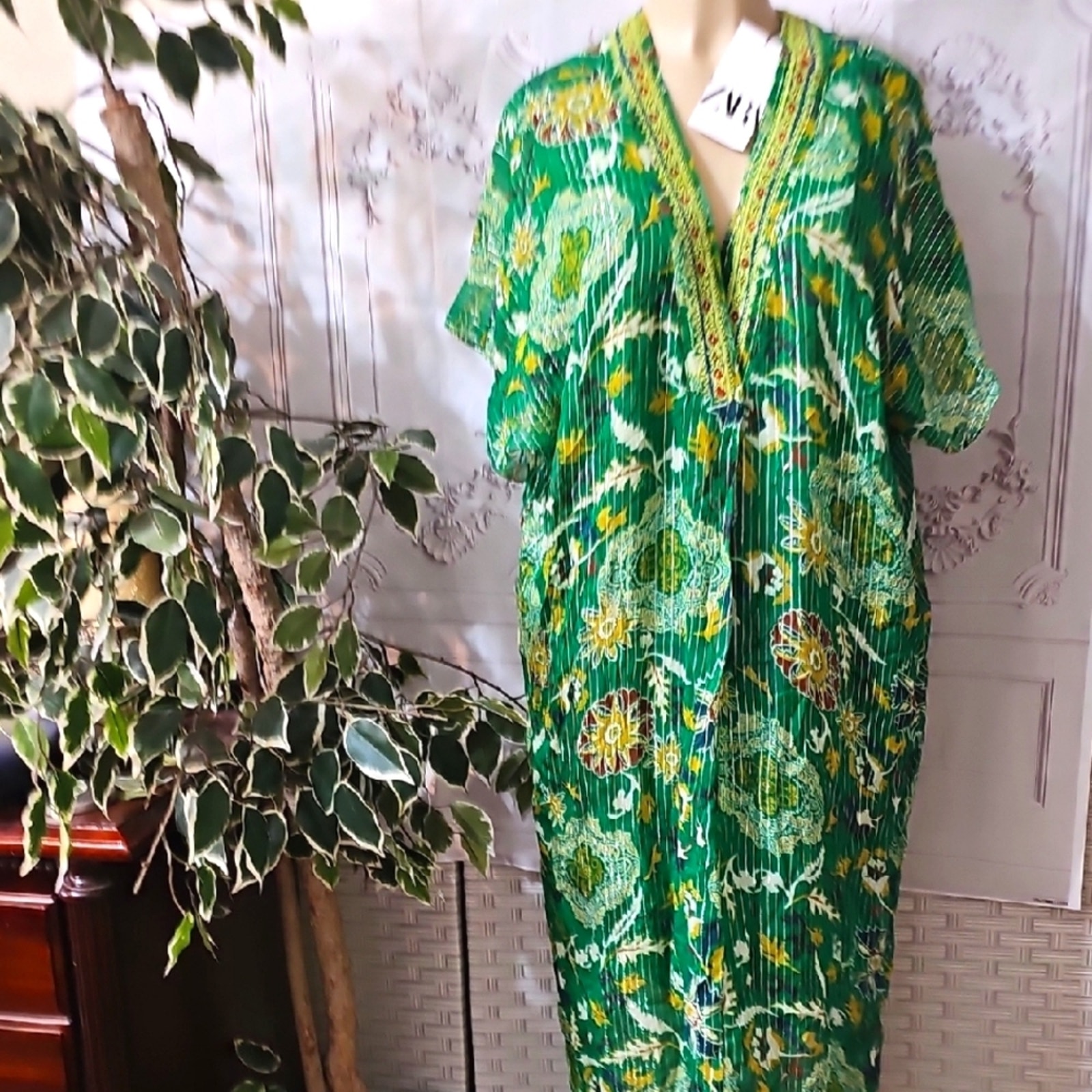 Zara NWT Beaded Vibrant Green Metallic Kaftan Medium