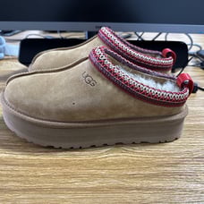 UGG Tazz Platform Chestnut Women Size 10
