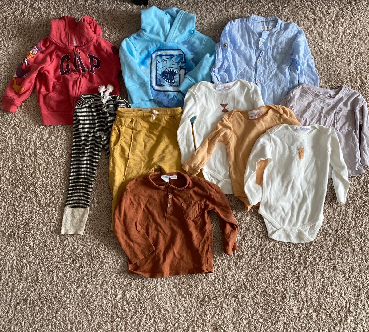 Bundle of Zara Gap Clothes 18M