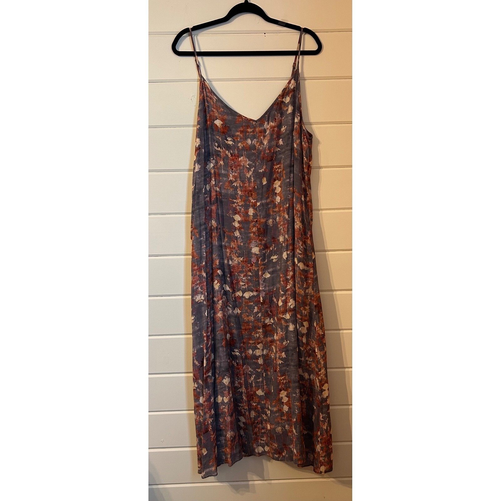 PERUVIAN CONNECTION Women's Purple Floral Spaghetti Strap Midi Shift Dress