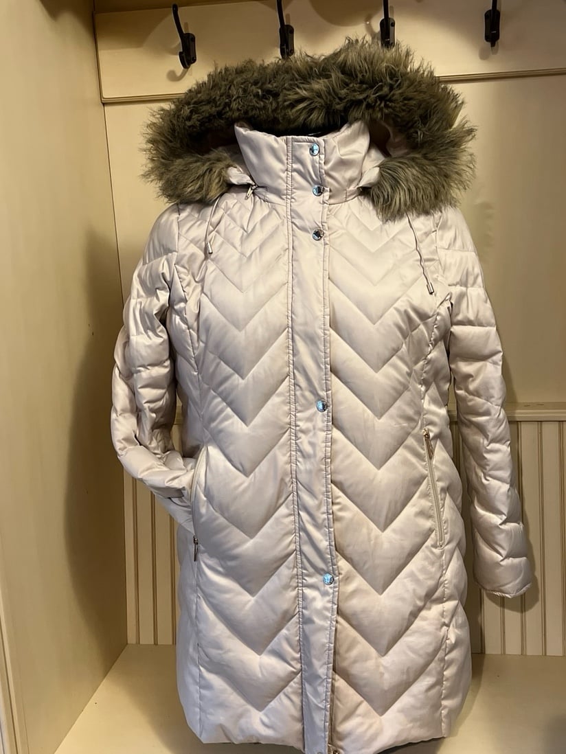 Kenneth Cole Size XXL Reaction Faux Fur Trim Hooded Down Puffer Winter Coat Beig