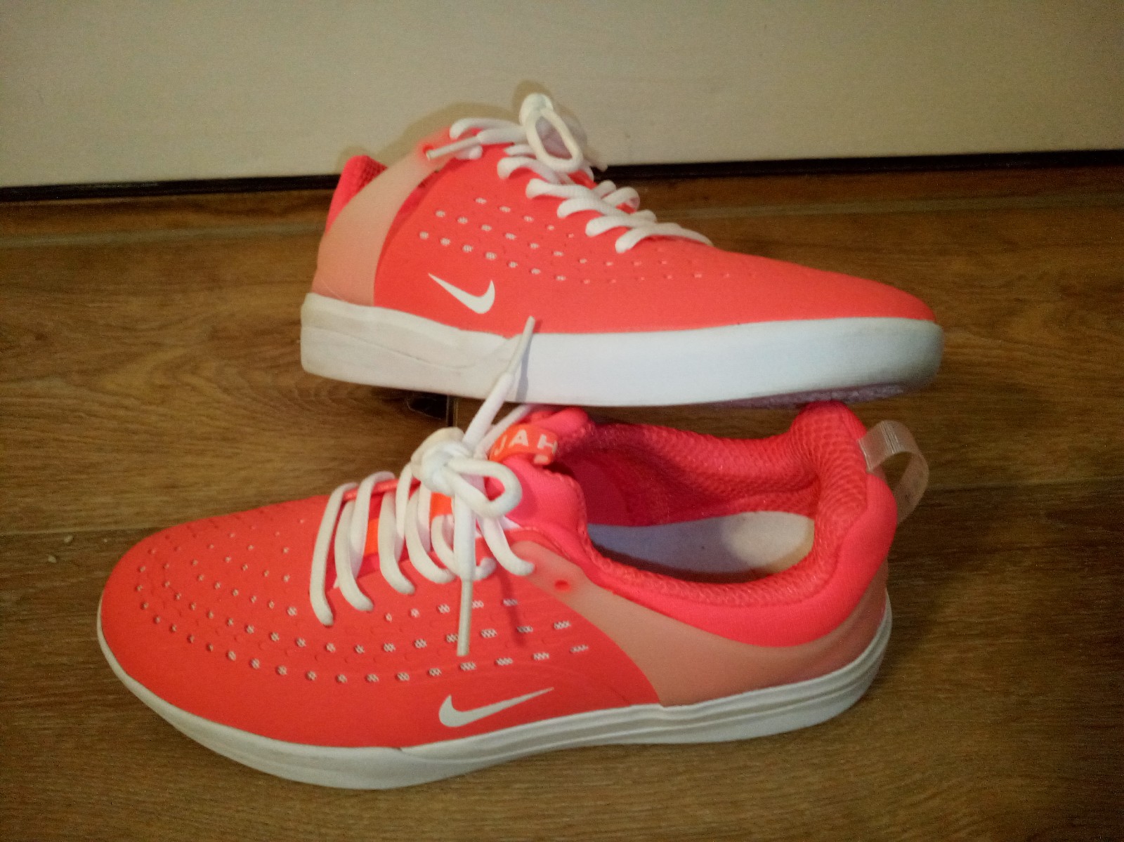 Men's shoes