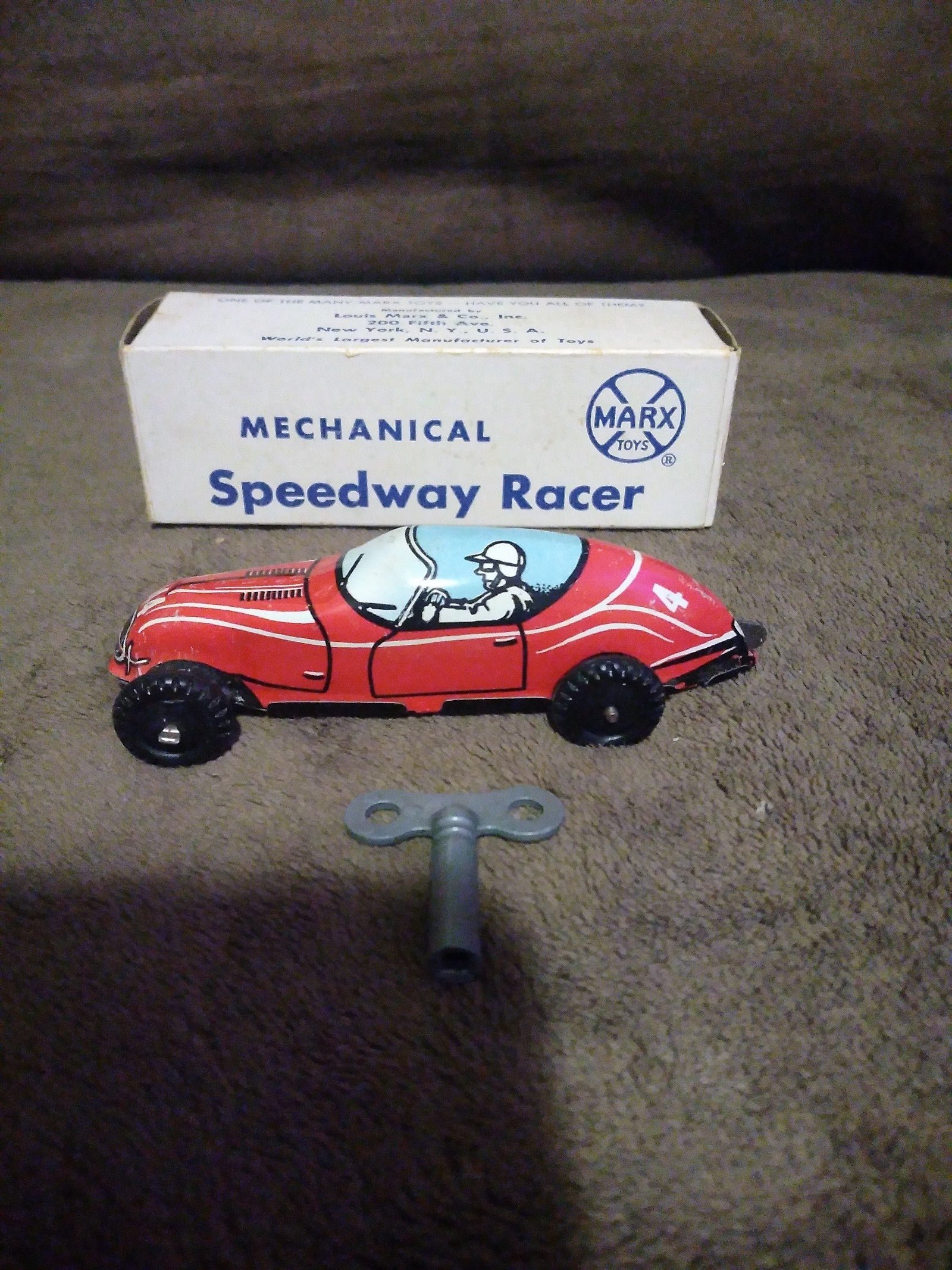 Vintage marx 1930s streamline windup race car/ key &box