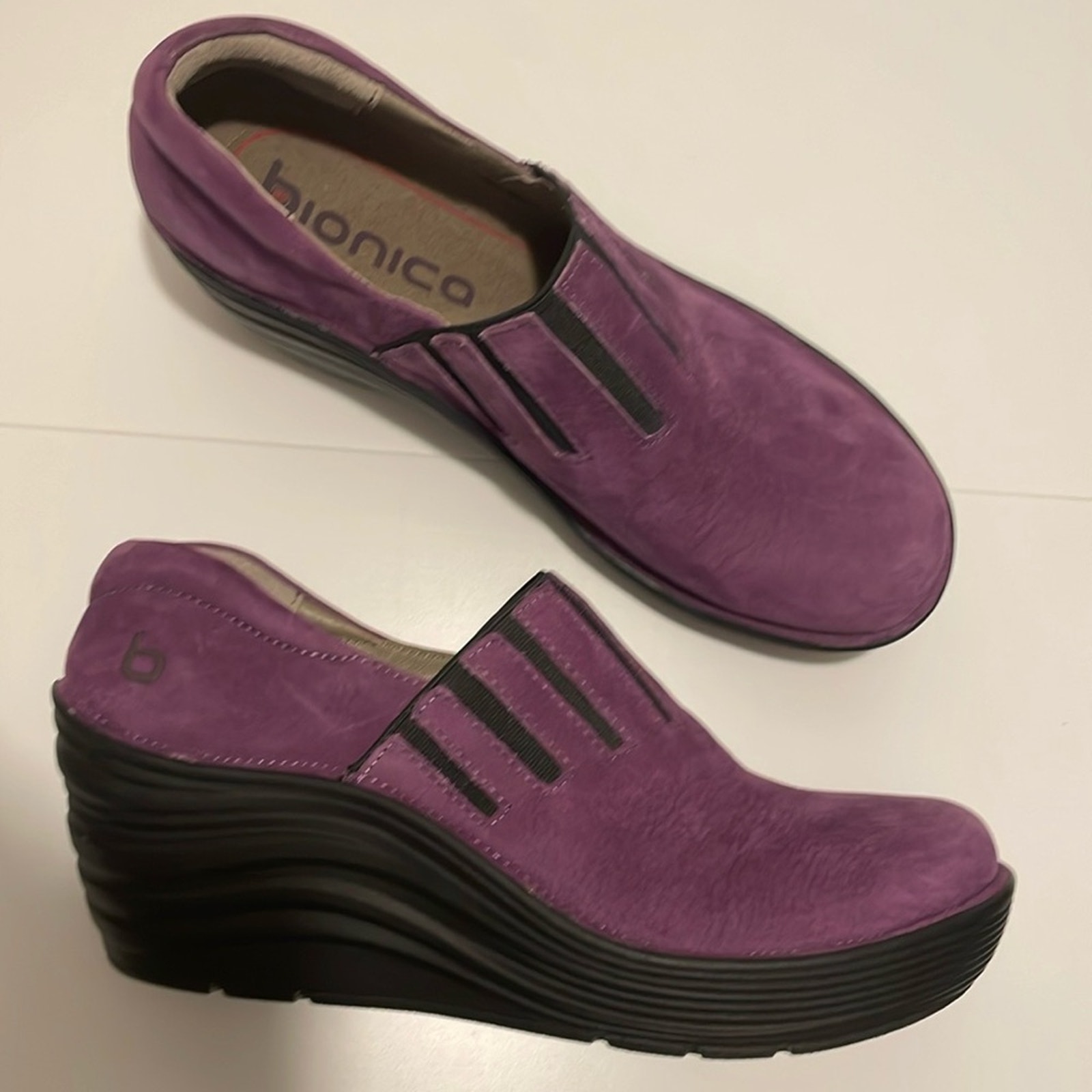 Bionica Brand Women's 8.5 Purple Suede Coast Clog Mule