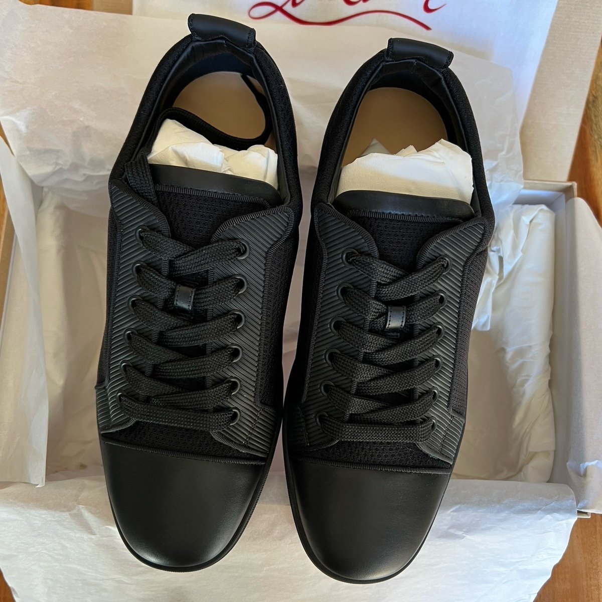 【Christian Louboutin】Varsijunior ギャバジン スニーカー CHRISTIAN LOUBOUTIN Canvas Varsijunior Flat Sneakers 42.5