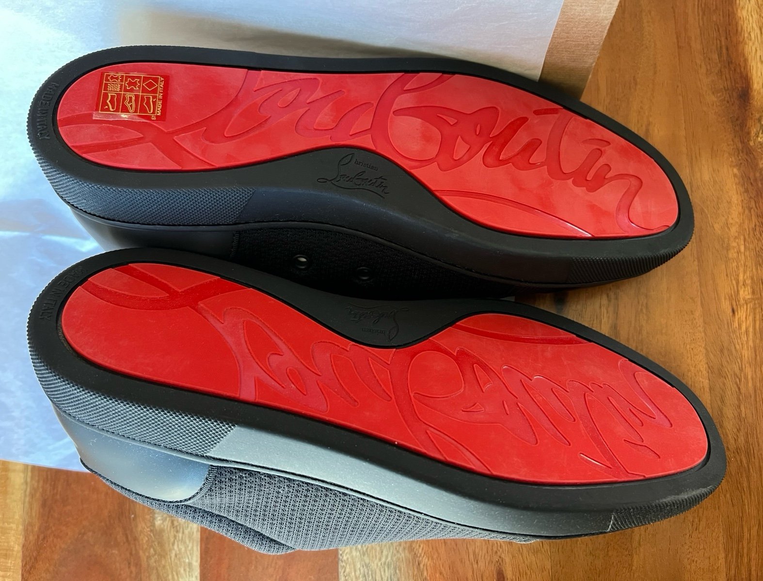 【Christian Louboutin】Varsijunior ギャバジン スニーカー CHRISTIAN LOUBOUTIN Canvas Varsijunior Flat Sneakers 42.5