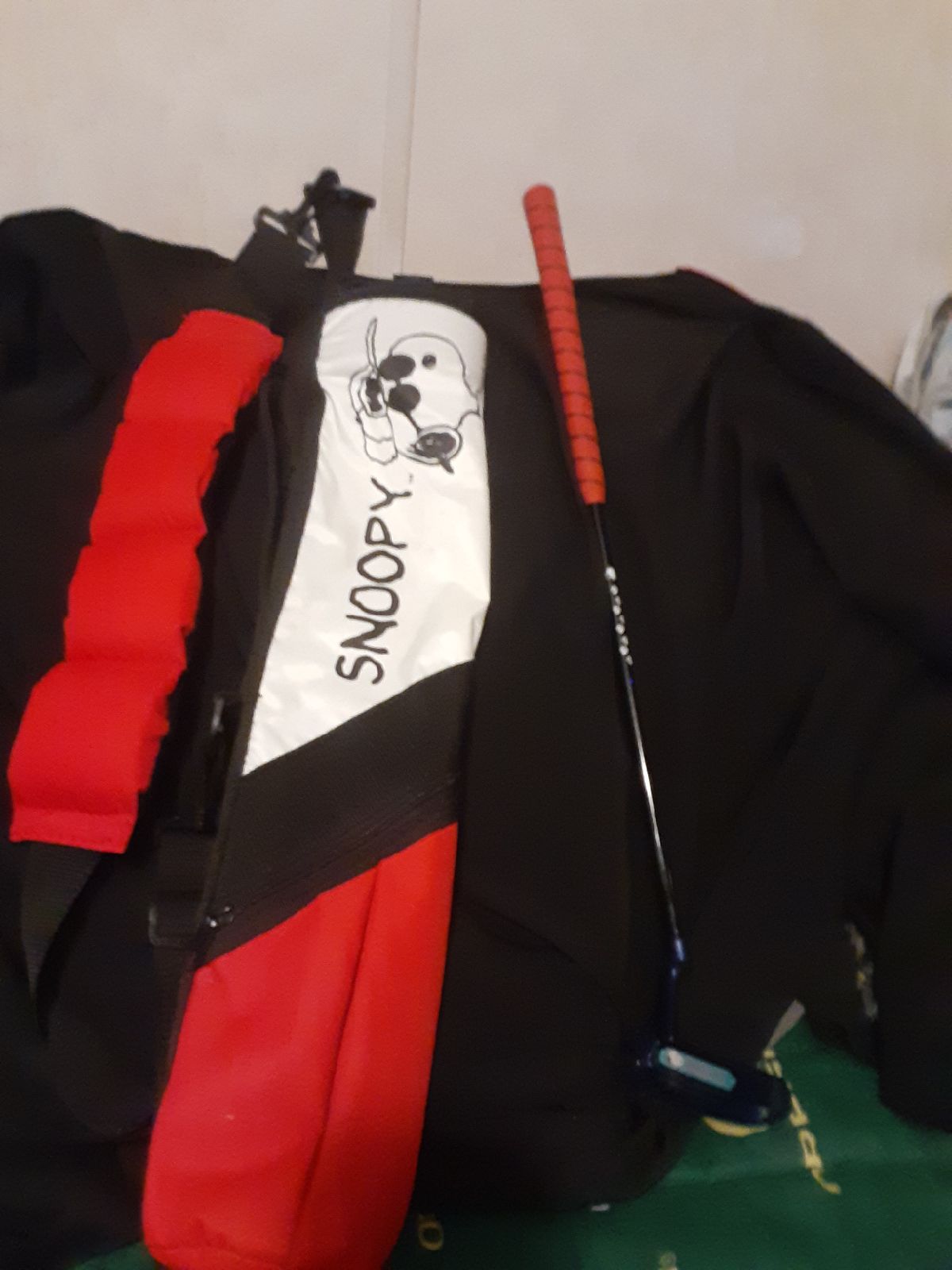 Kids Snoopy golf bag and club