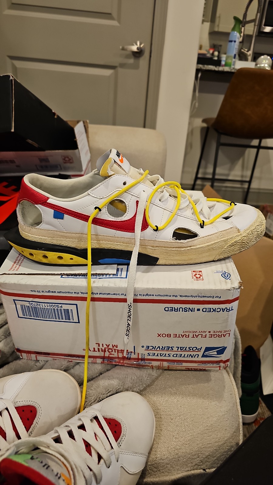 Nike Off-White Blazer Universiry Red Low Size 15M