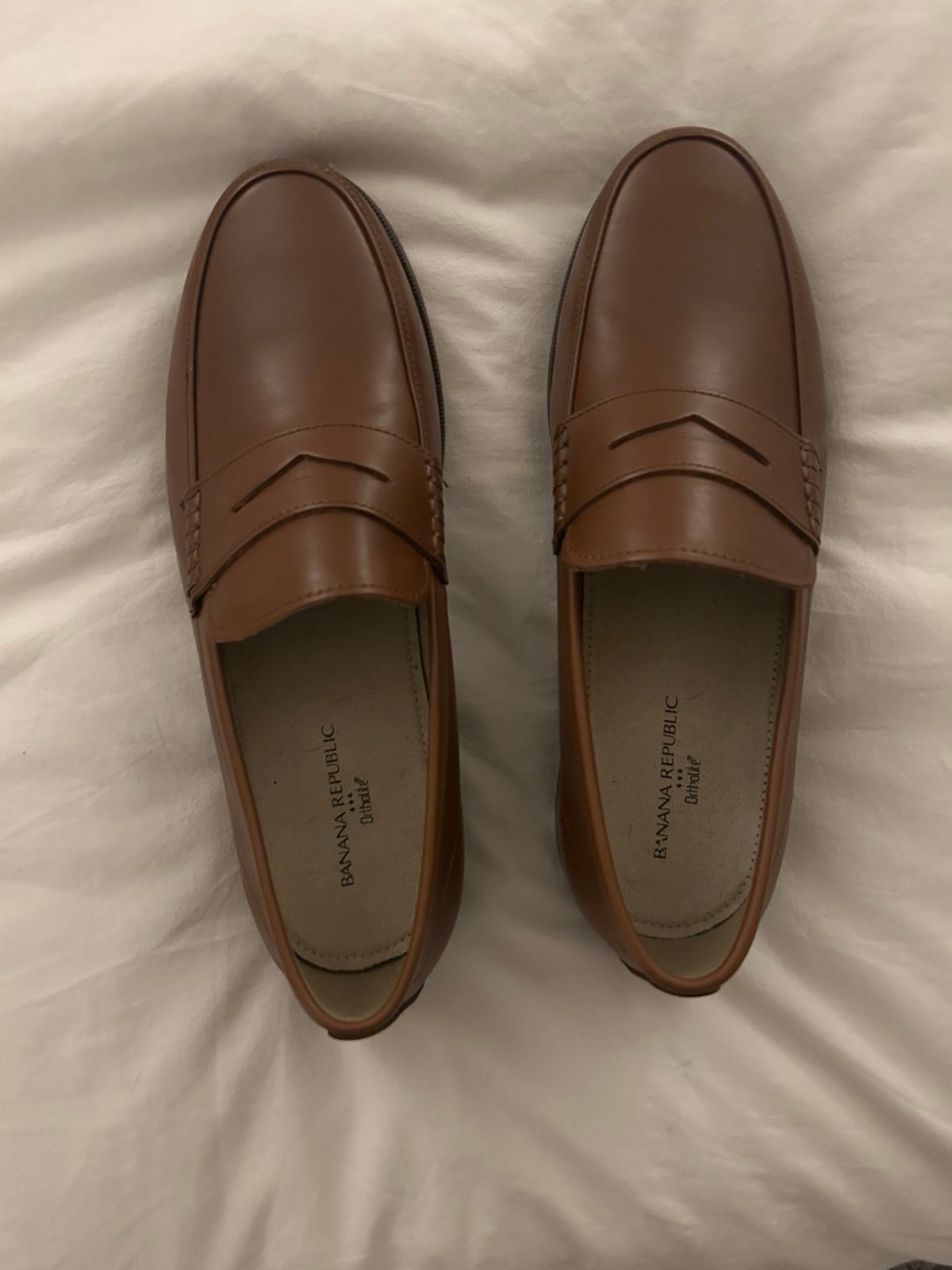 Banana Republic men’s penny loafers