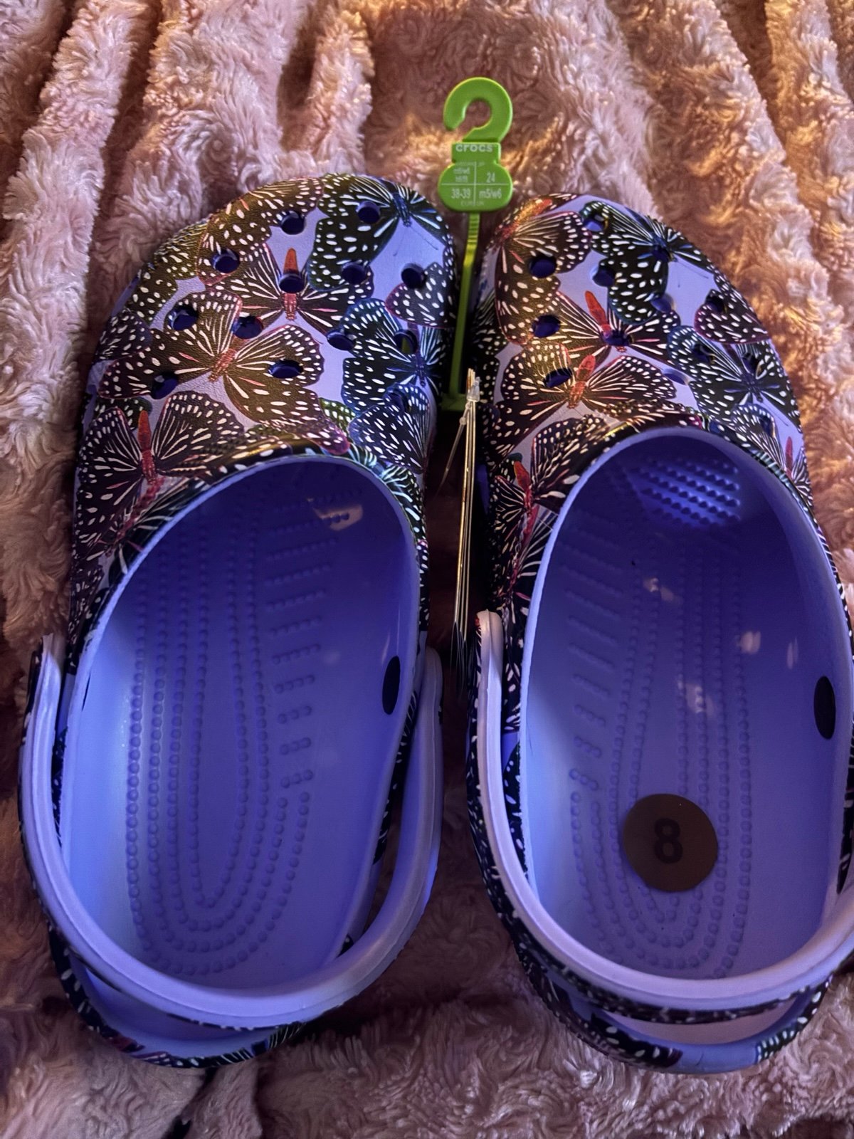Women’s crocs