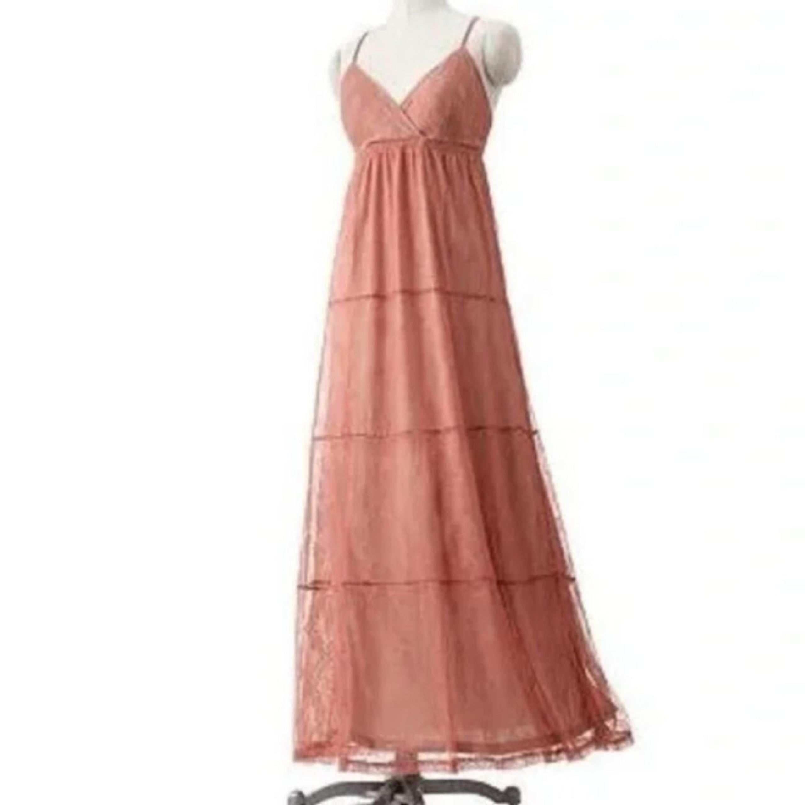 LC Lauren Conrad Mauve Pink Cream Floral Lace Tiered Maxi Dress M V Neck
