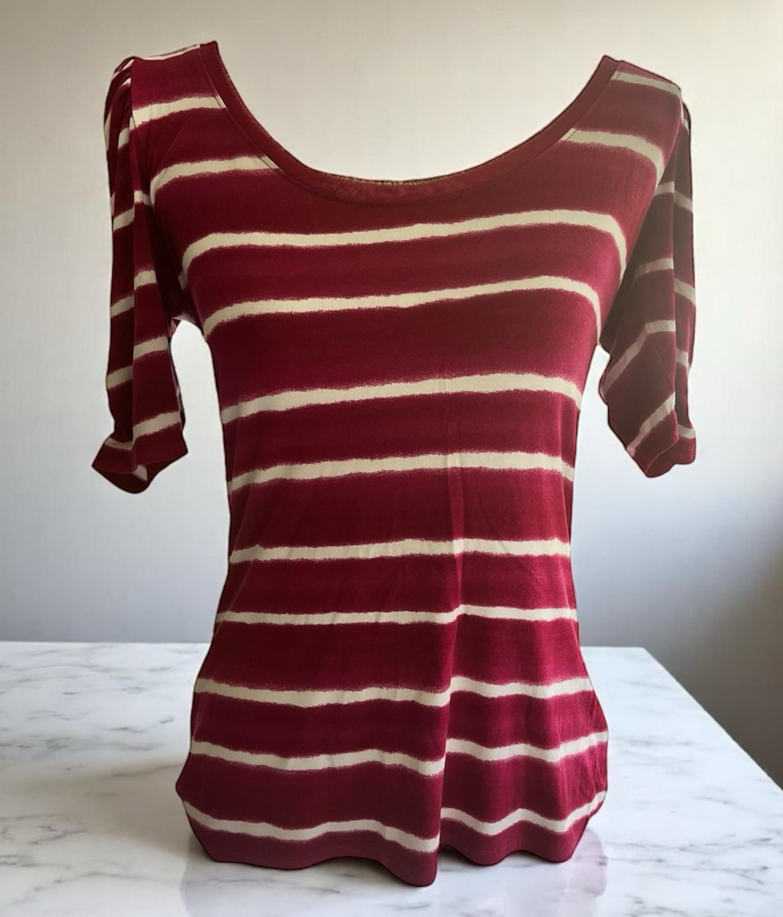 White House Black Market Burgundy Red and Cream 3/4 Ruched Sleeve Tunic Top, M