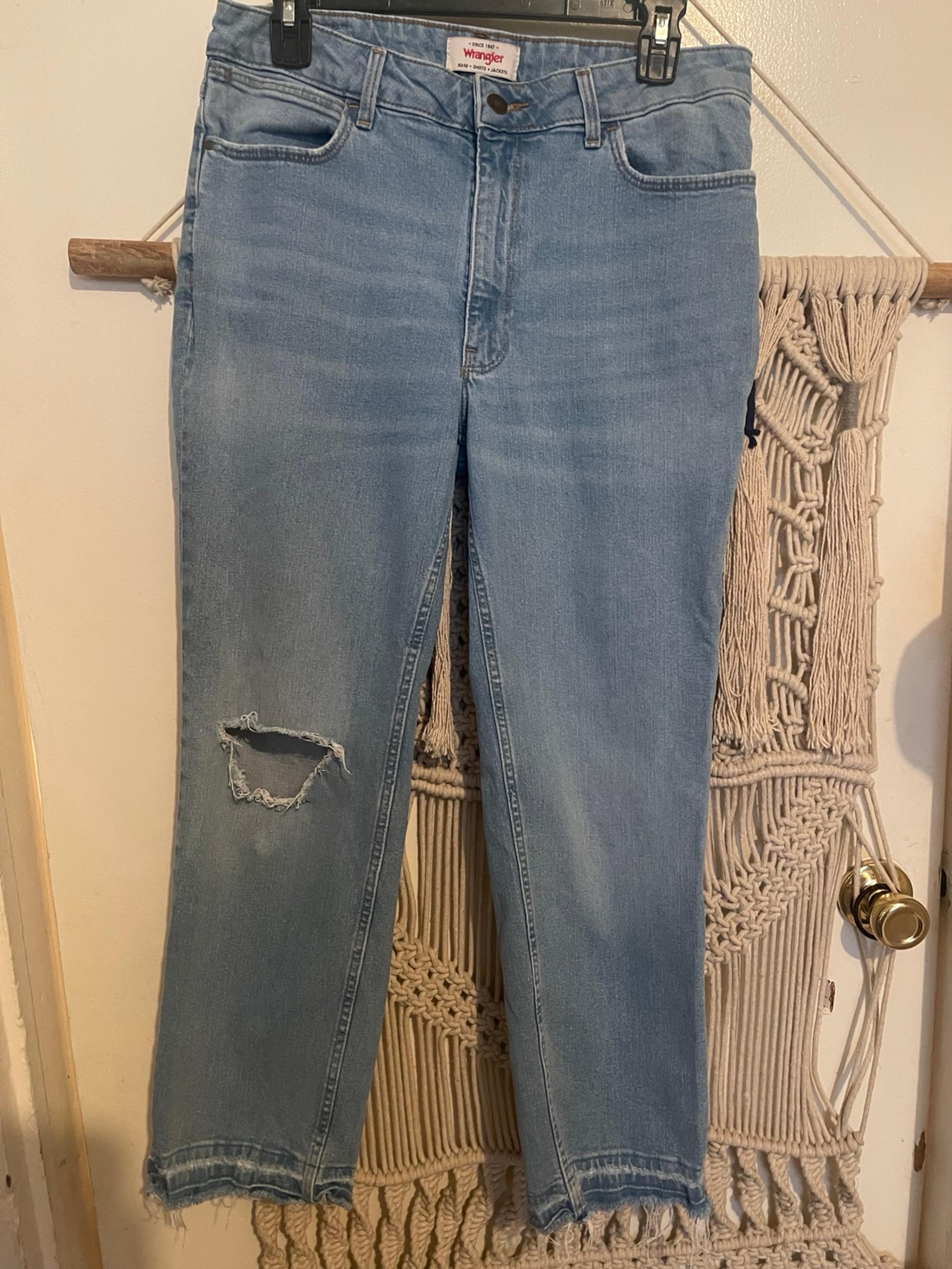 Wrangler Women's High Rise True Straight Leg Crop Jeans Size 12