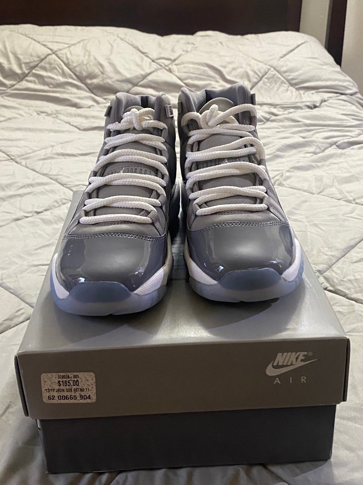 Jordan cool Grey 11