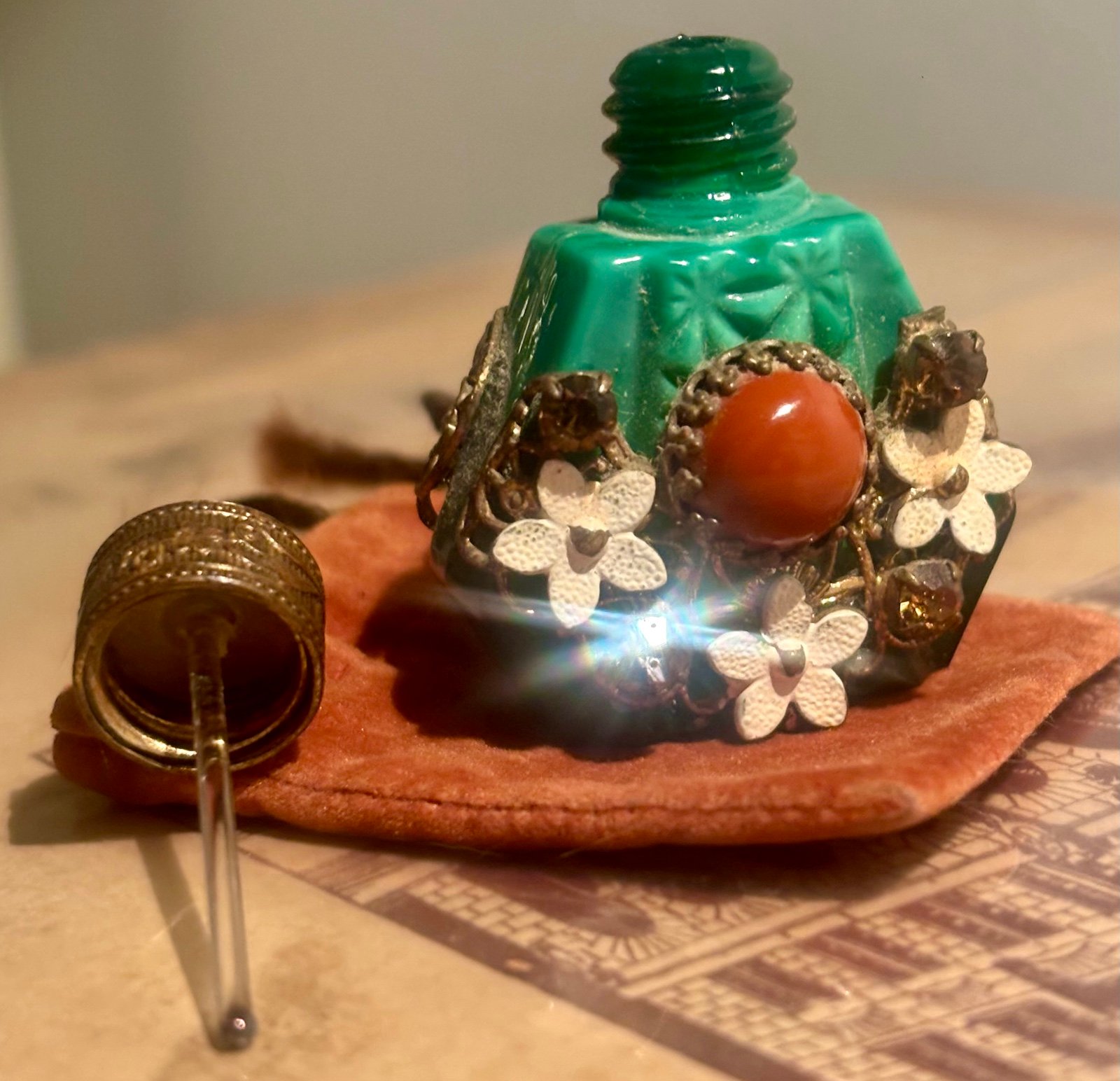 Vintage Malachite Gold Filagree Perfume/Potion Bottle/Snuff Bottle/salt