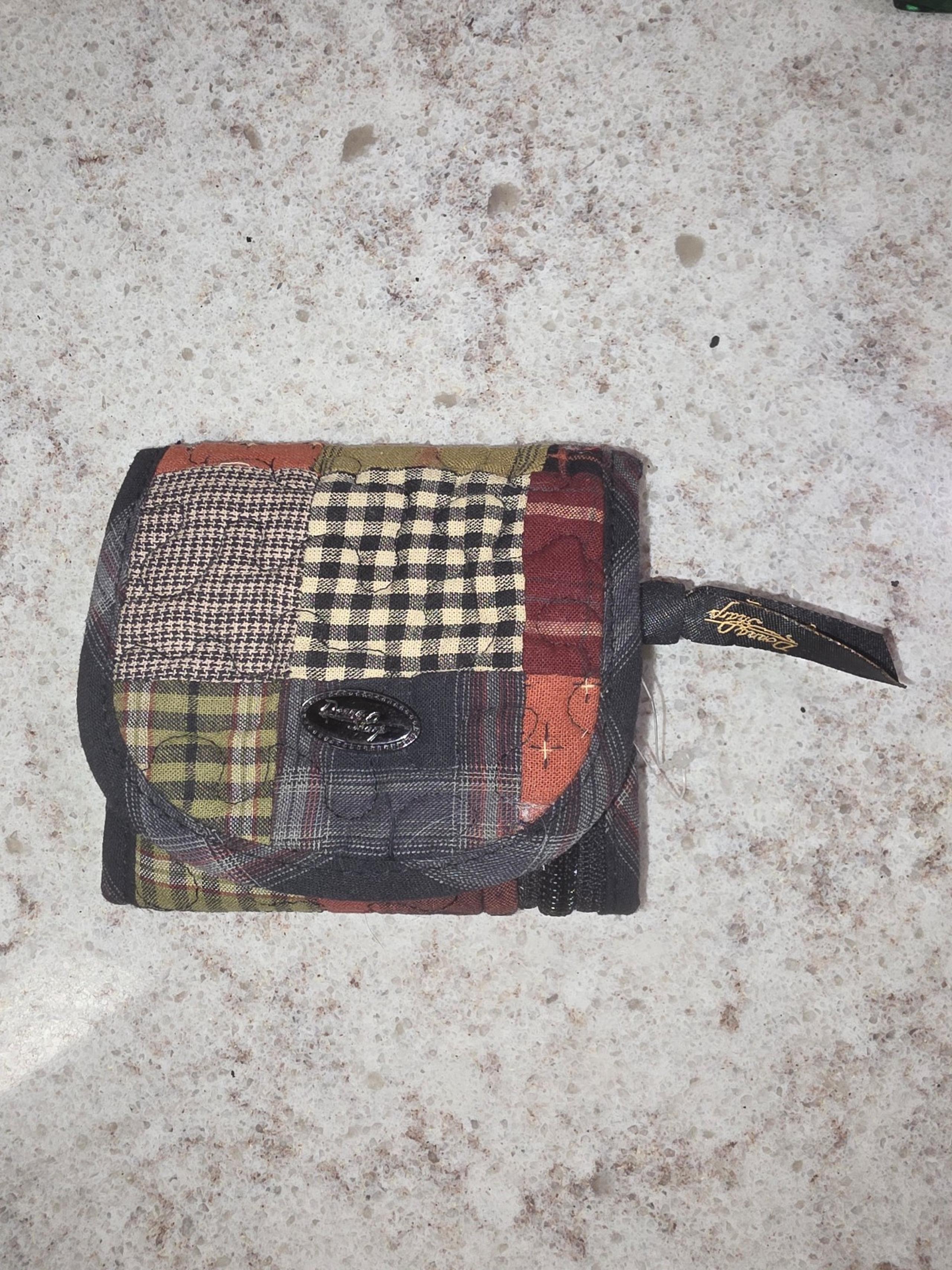 New DONNA SHARP Quilted Fabric Wallet