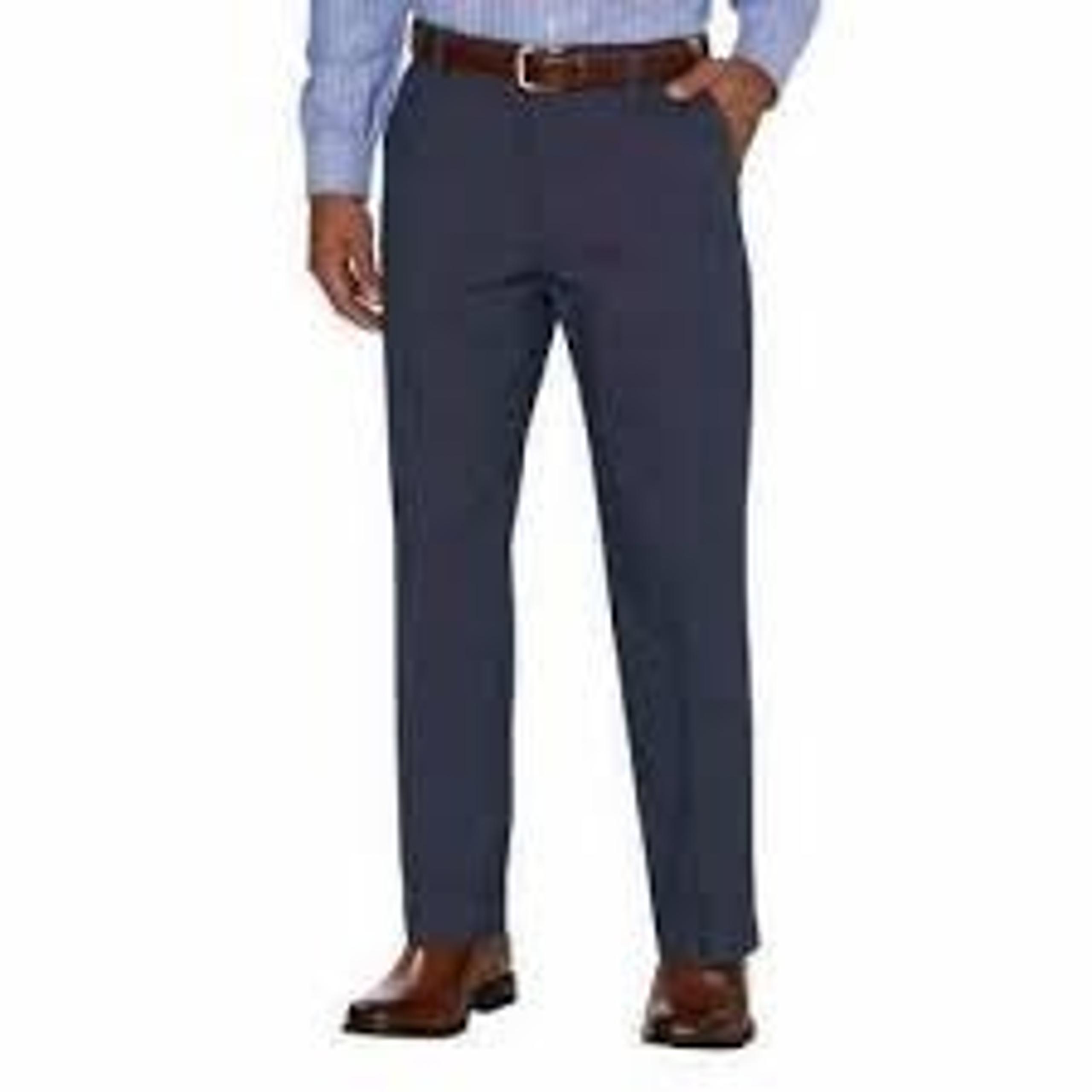 Kirkland Signature Men's Non-Iron Comfort 100% Cotton Classic Fit Pants in Navy