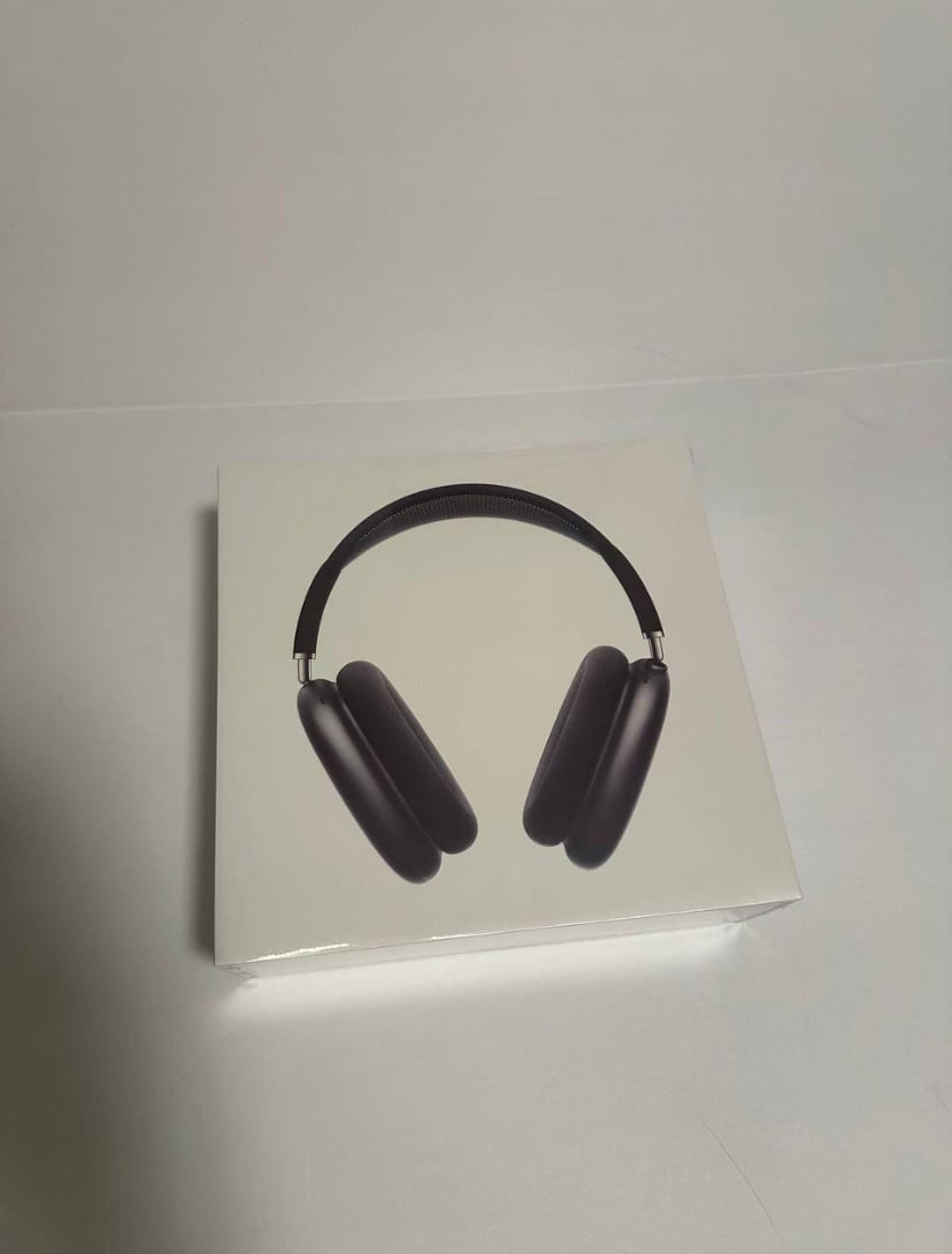 AirPods Max Black