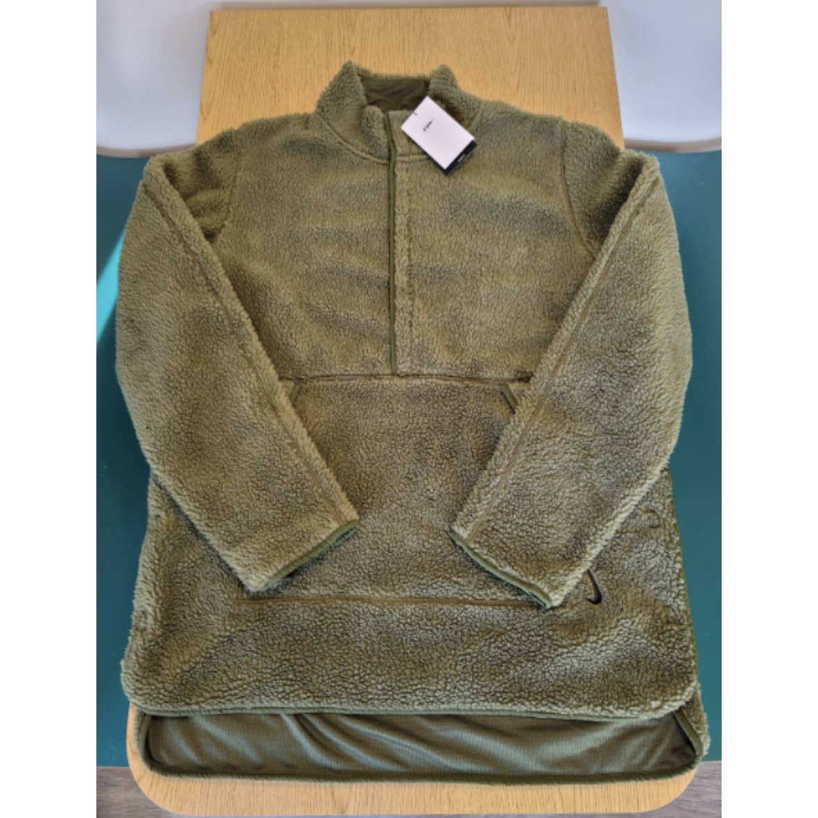 Nike Yoga Therma Fit Sherpa Winter Olive Green Sweatshirt Pullover Men SZ Medium