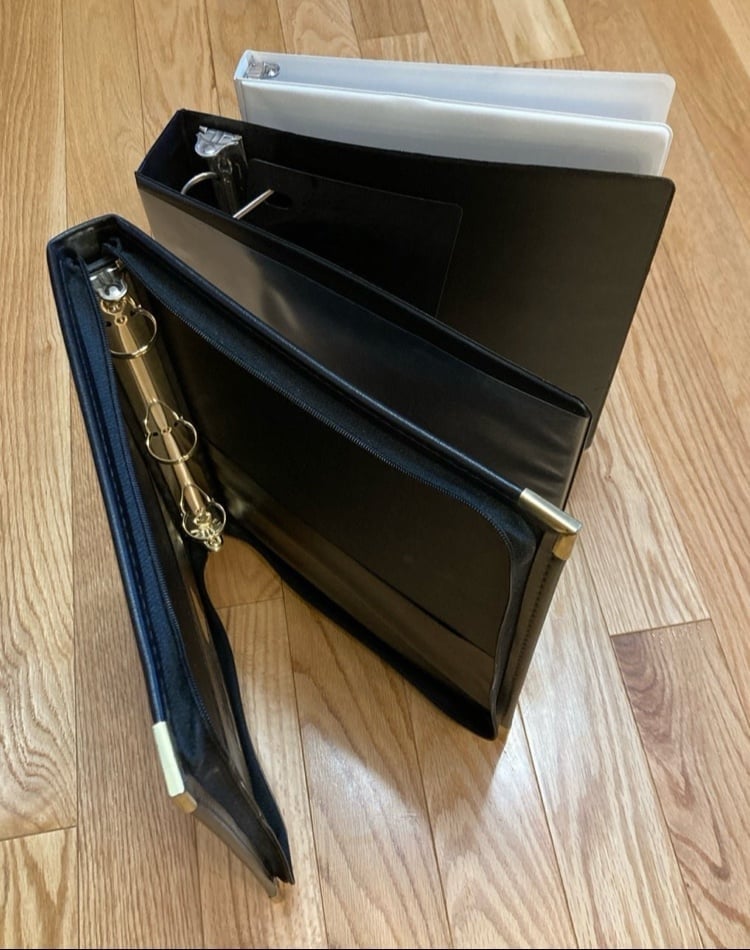 Lot Gorgeous Leather Portfolio Hazel brand Zippered and 2 More Binders