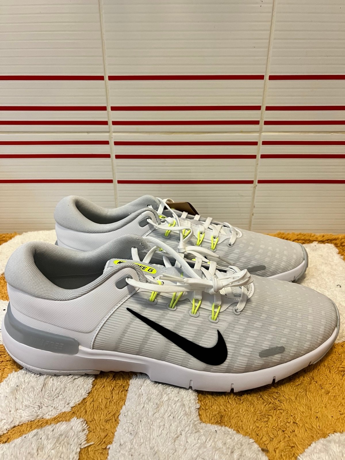 Nike Free Golf NN Size 12 Mens White Black New Golf Spikeless Shoes Sneakers