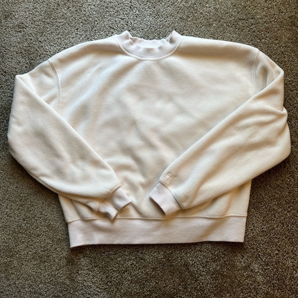 NWOT Fabletics Eco Go-To Crewneck Sweatshirt in Cream