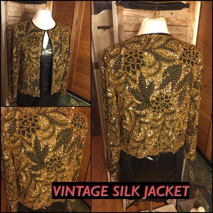 S/M VINTAGE SILK BLACK/GOLD BEADEDJACKET