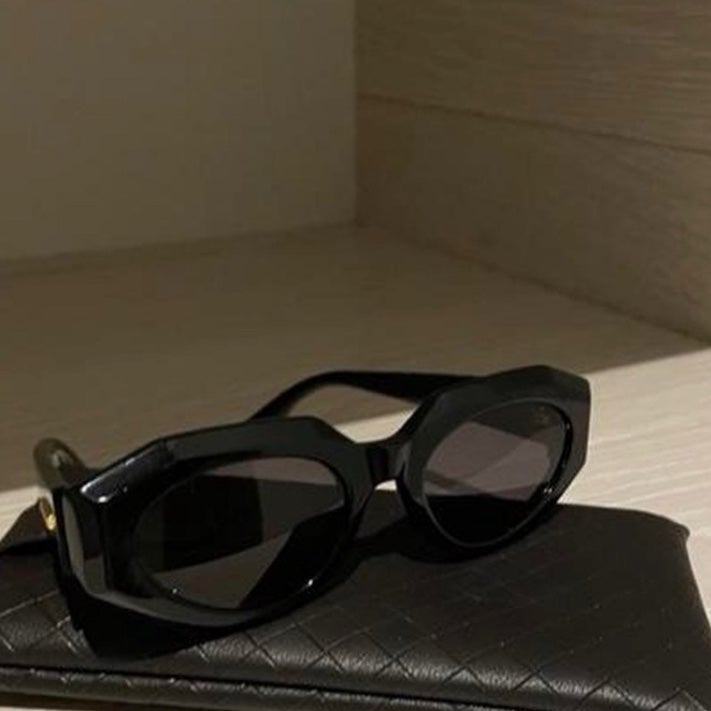 Small fram bottega veneta sunglasses