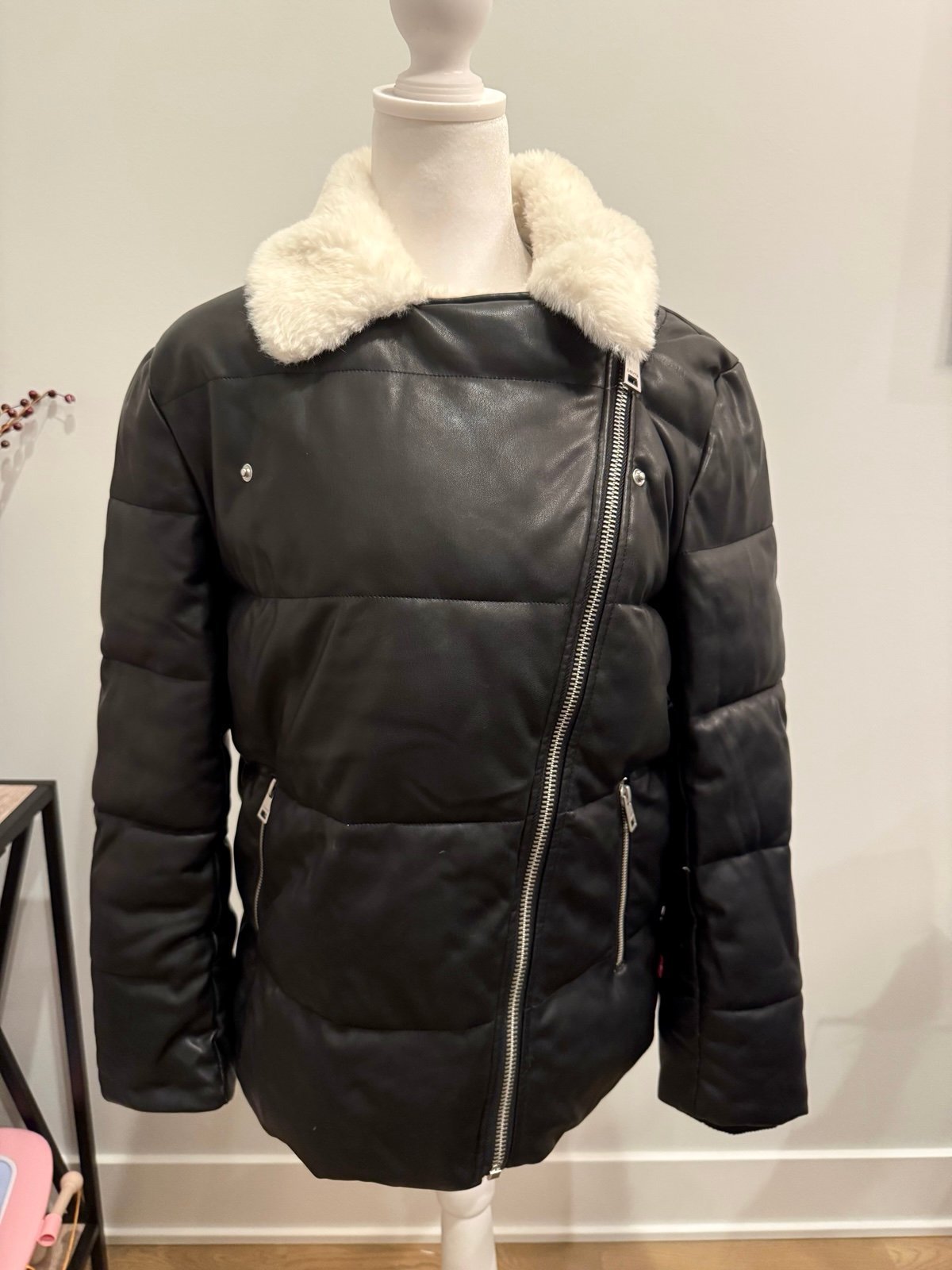 Levi's Women's Breanna Faux Fur Puffer Jacket