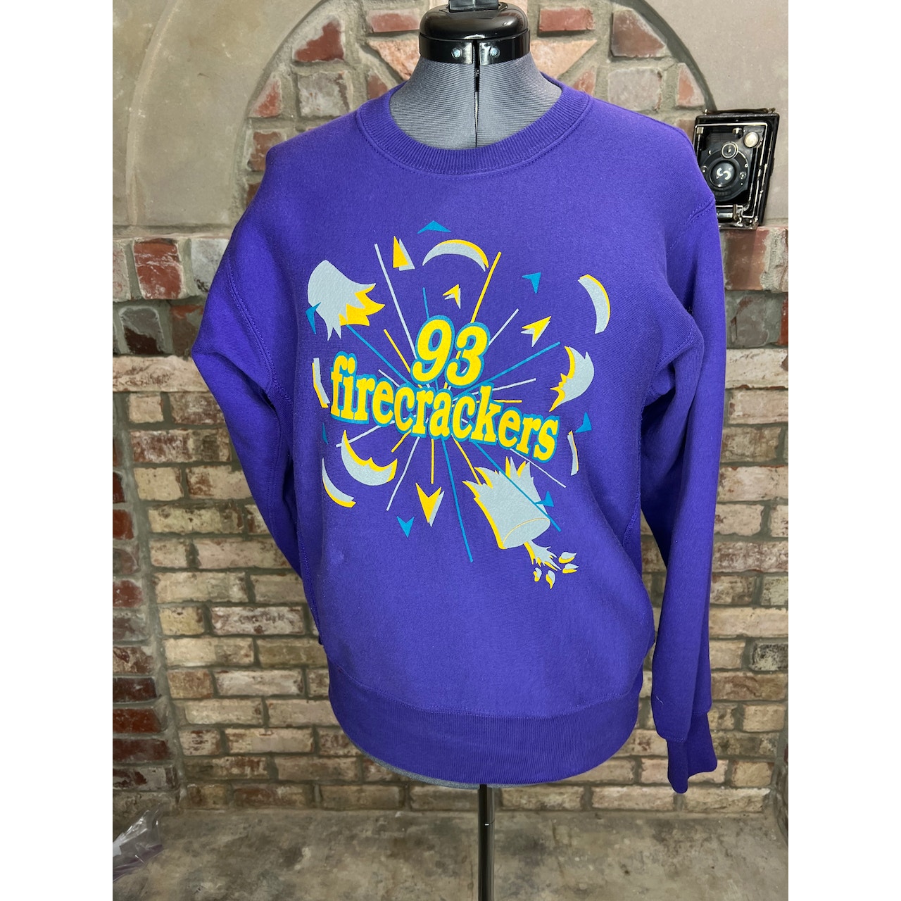 Lee sweatshirt 93 Firecracker purple yellow