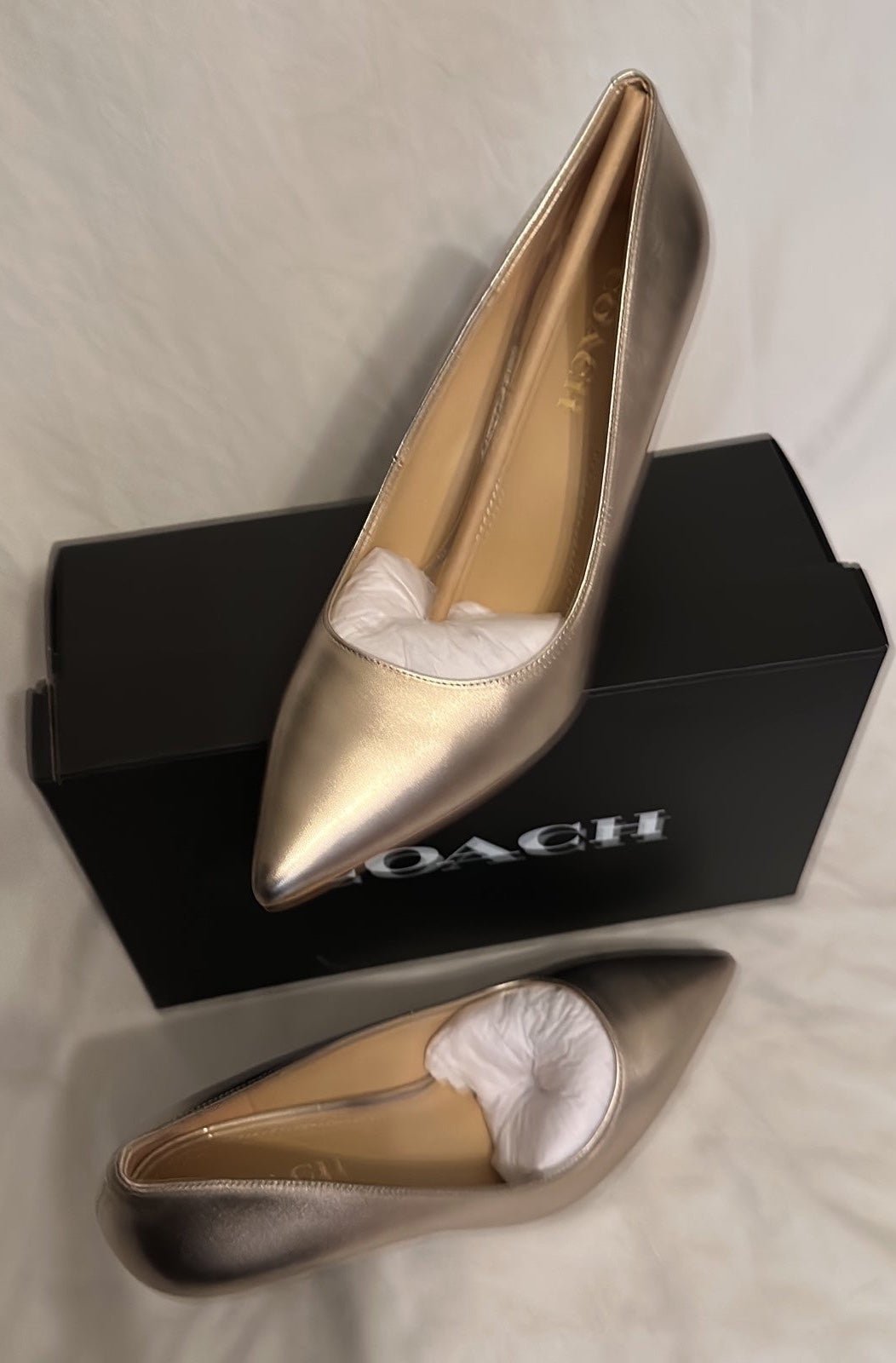 COACH WILEY METALLIC PUMPS CHAMPAGNE/LIGHT GOLD SZ 11 MED