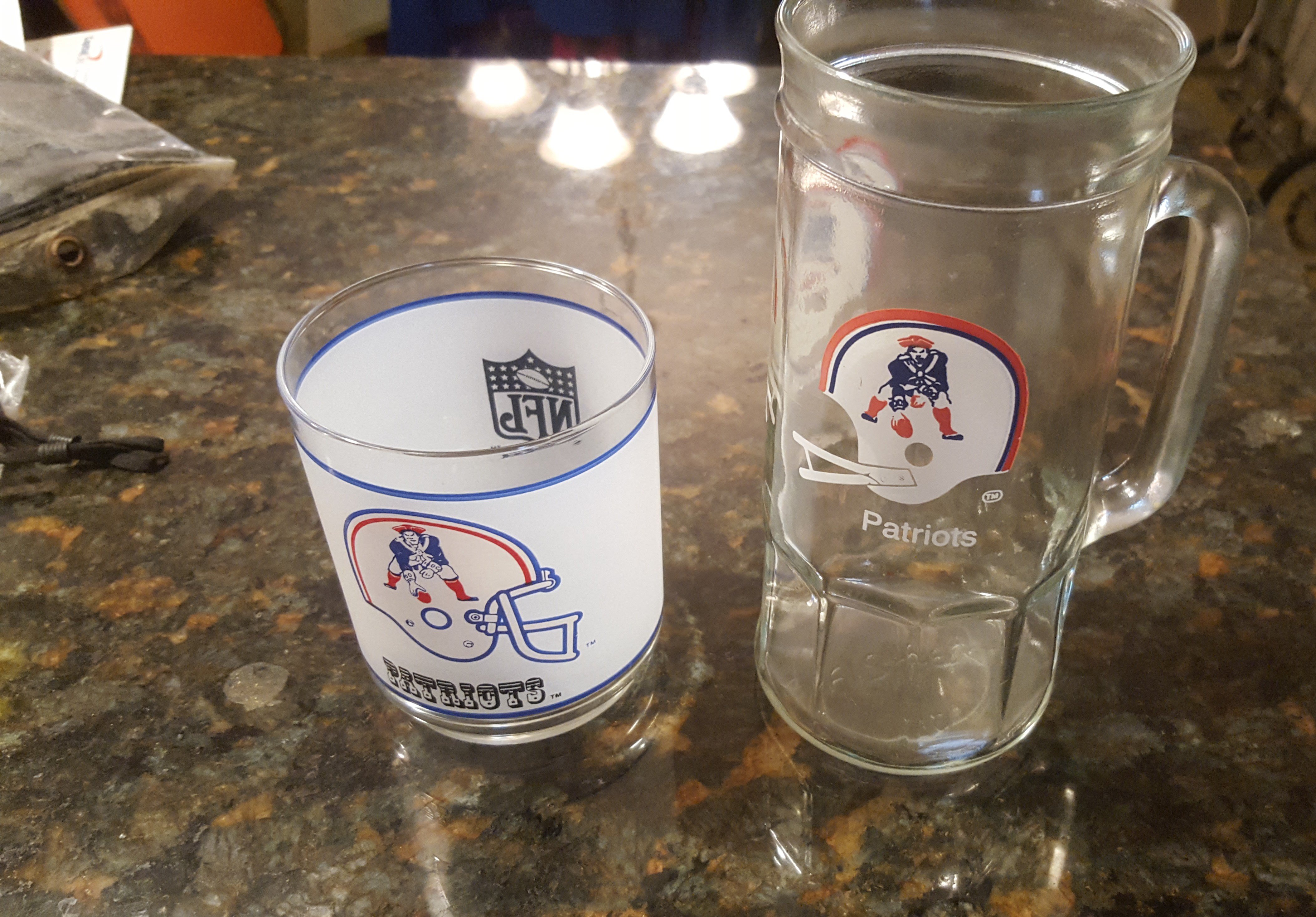 Vintage new england patriots glass lot