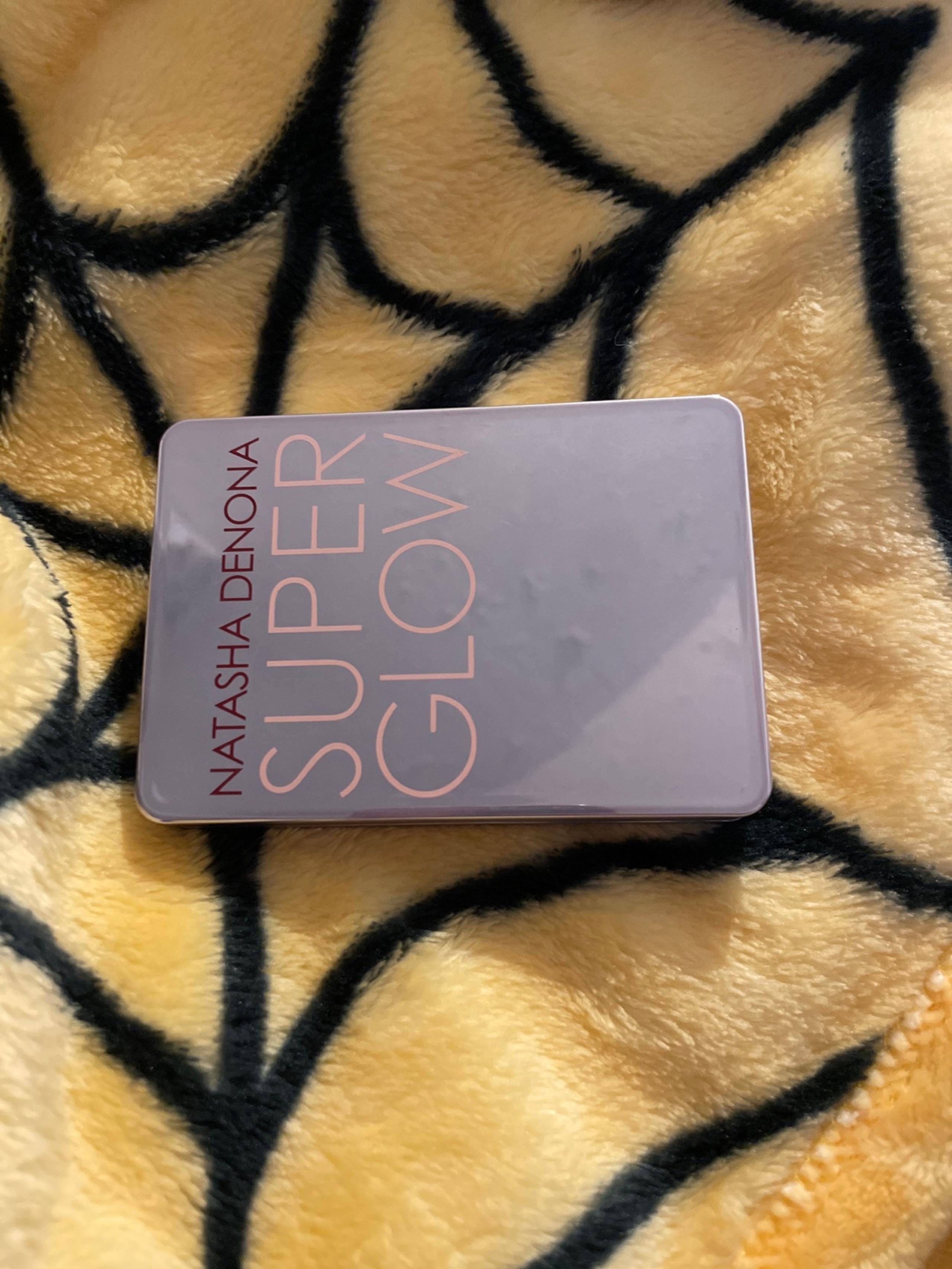 Natasha Denona super glow