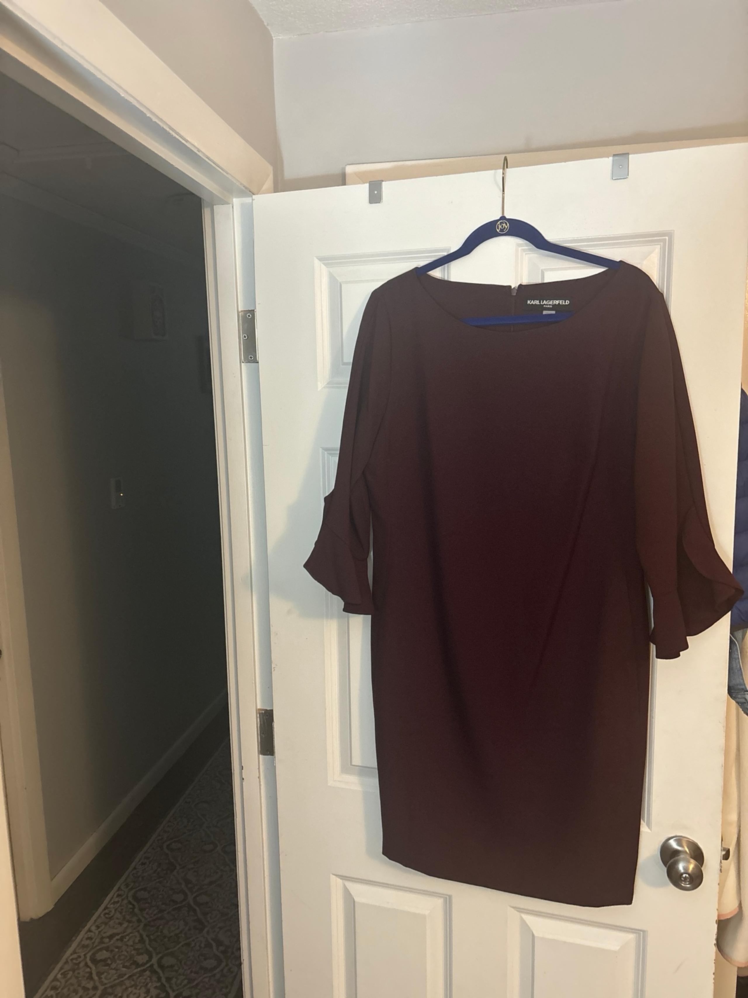 Karl Lagerfeld dress size 14 3/4 ruffle sleeve