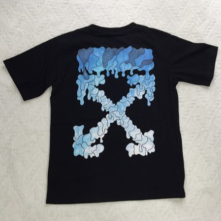 Off-White T-shirt
