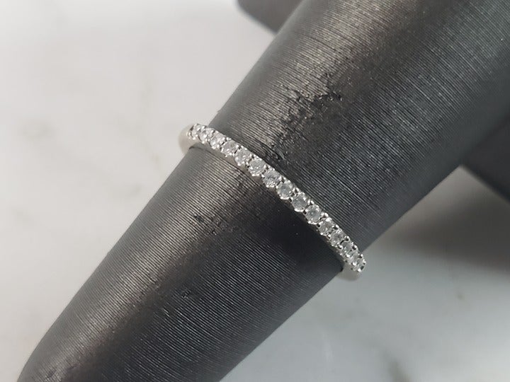 Womens Vintage Estate 10K White Gold Diamond Ring, 1.0g E5964