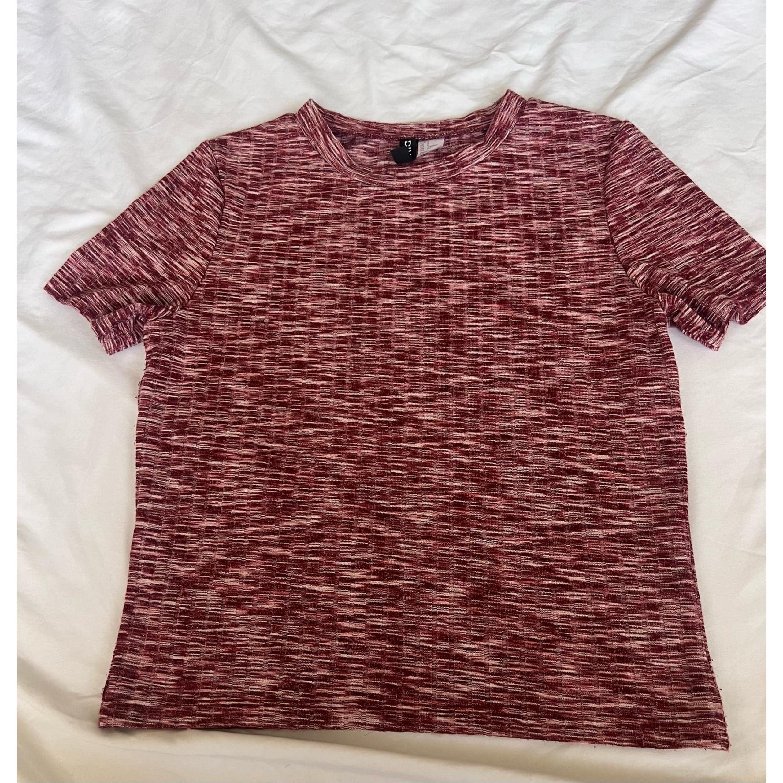 Divided by H&M size s women short sleeve burgundy knit top 0760