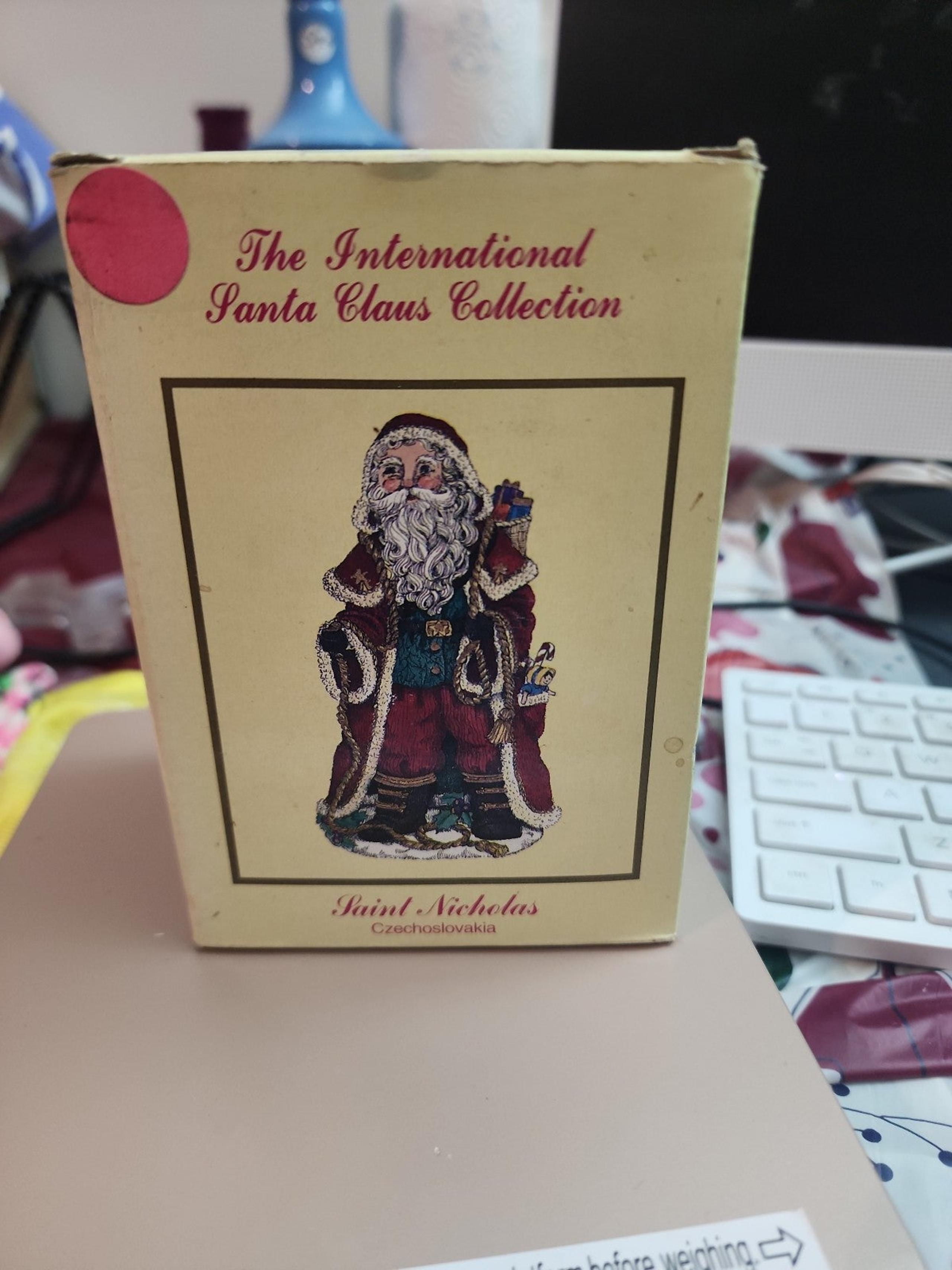 International Santa Claus Collection 1995 set of 2